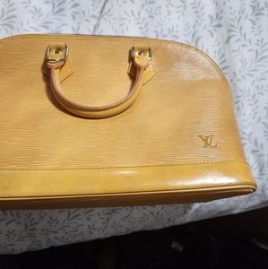 Louis Vuitton Yellow Epi Alma PM AR0996